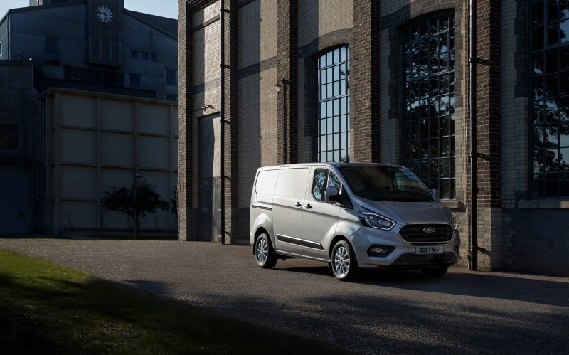 Ford Transit Custom: Έρχεται ηλεκτρική έκδοση - H νέα γενιά του Ford