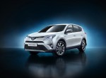 Toyota: Στόχος η κυριαρχία στα υβριδικά