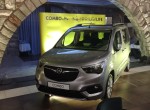 ΠΡΩΤΗ ΕΠΑΦΗ: Opel Combo Life (vid)