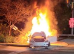 Τι συμβαίνει με τα Tesla; Ένα ακόμη τυλίχθηκε στις φλόγες