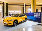 Κάνε «κλικ» και οδήγησε τη Ford Mustang Mach-E!