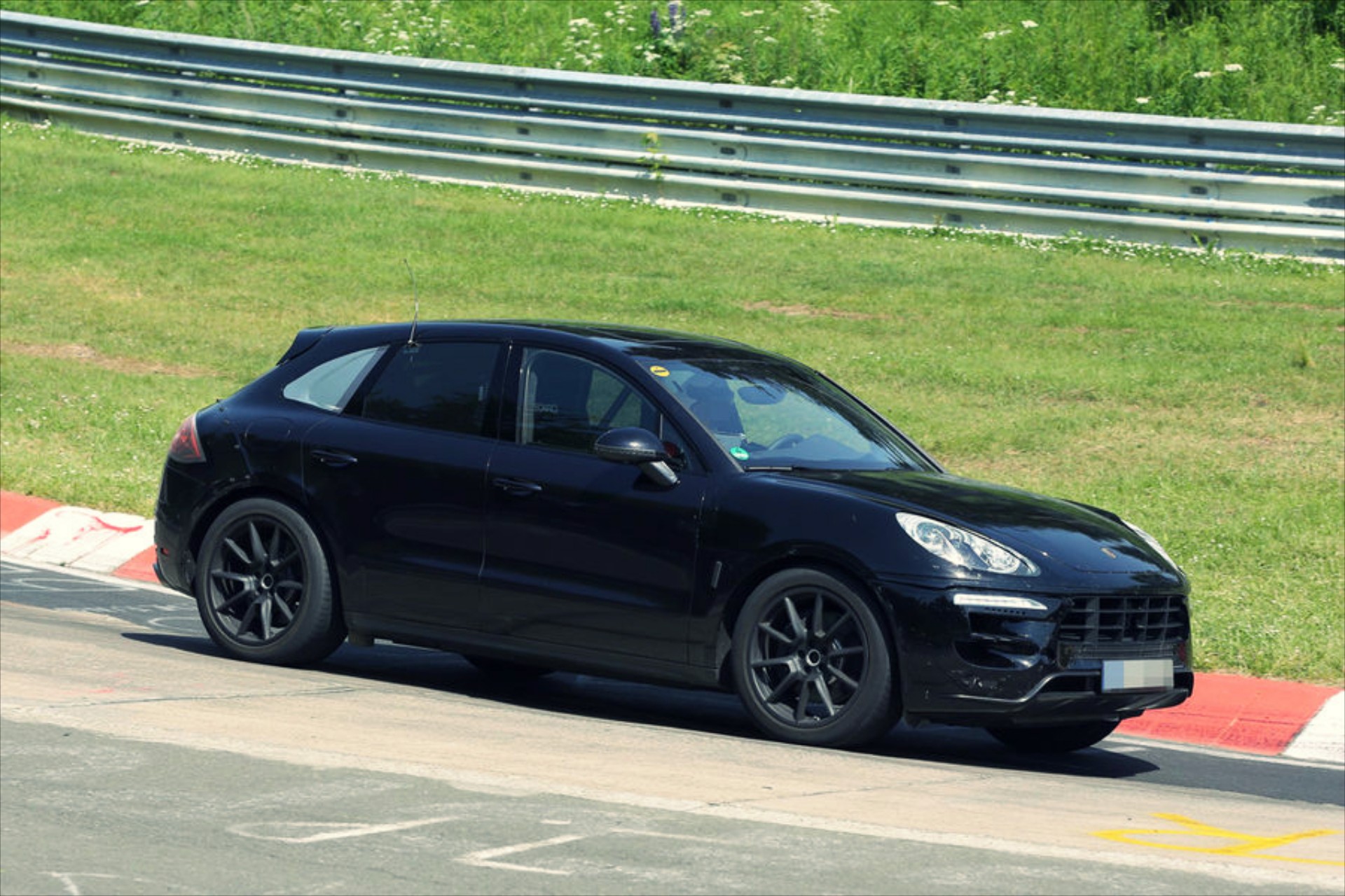 Πληροφορίες για την Porsche Macan Turbo