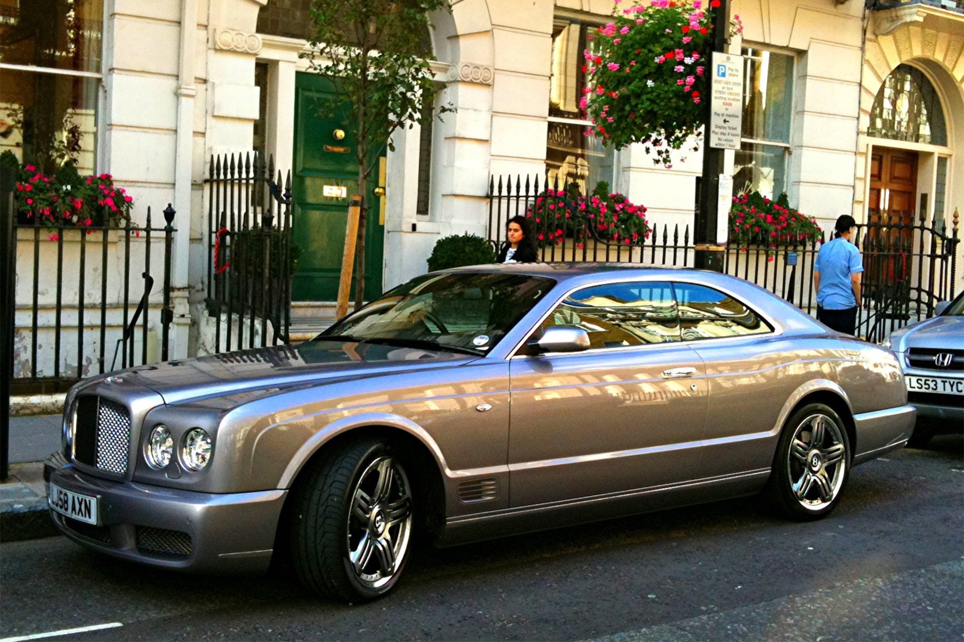 Κενό ασφαλείας σε premium μοντέλα βρήκαν επιστήμονες

