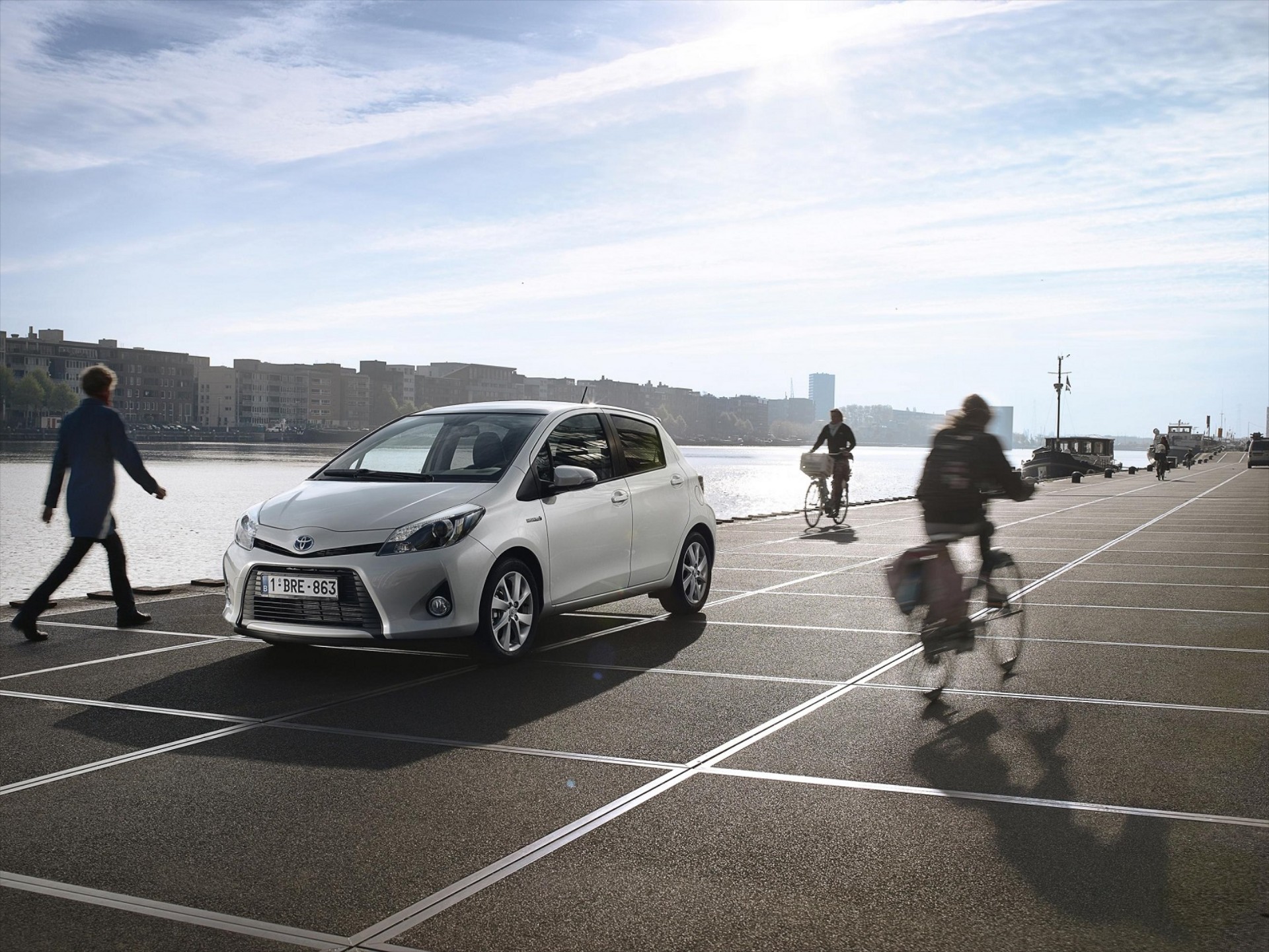 Περισσότερα από 6 εκ. υβριδικά Toyota παγκοσμίως