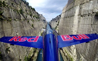 Πτήση μέσα στον Ισθμό της Κορίνθου!