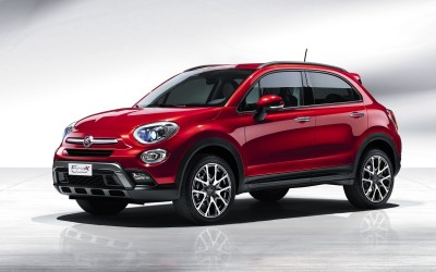 Fiat 500X Video: Τι σου κάνει το μπλε χάπι…