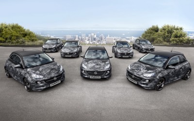 Σε δημοπρασία τα Opel Adam by Bryan Adams