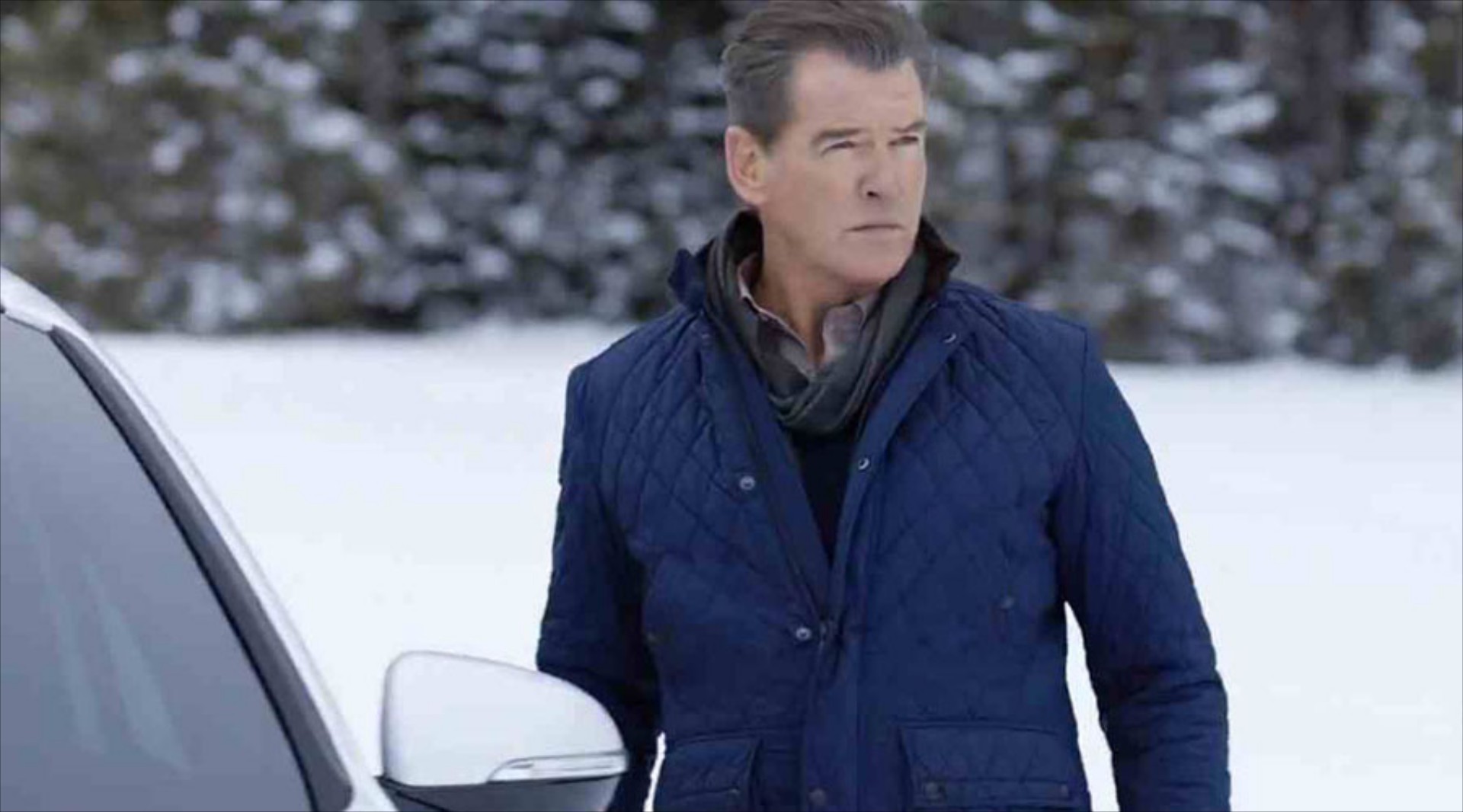 Video: O Pierce Brosnan σε νέες περιπέτειες (;)