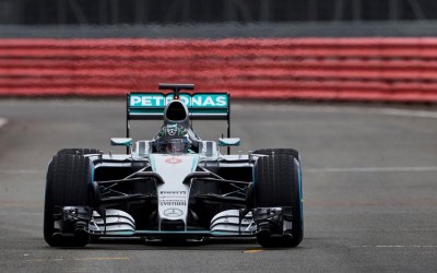 Η Mercedes W06 έκανε τα πρώτα χιλιόμετρα