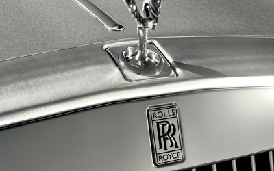 Η Rolls-Royce ετοιμάζει crossover