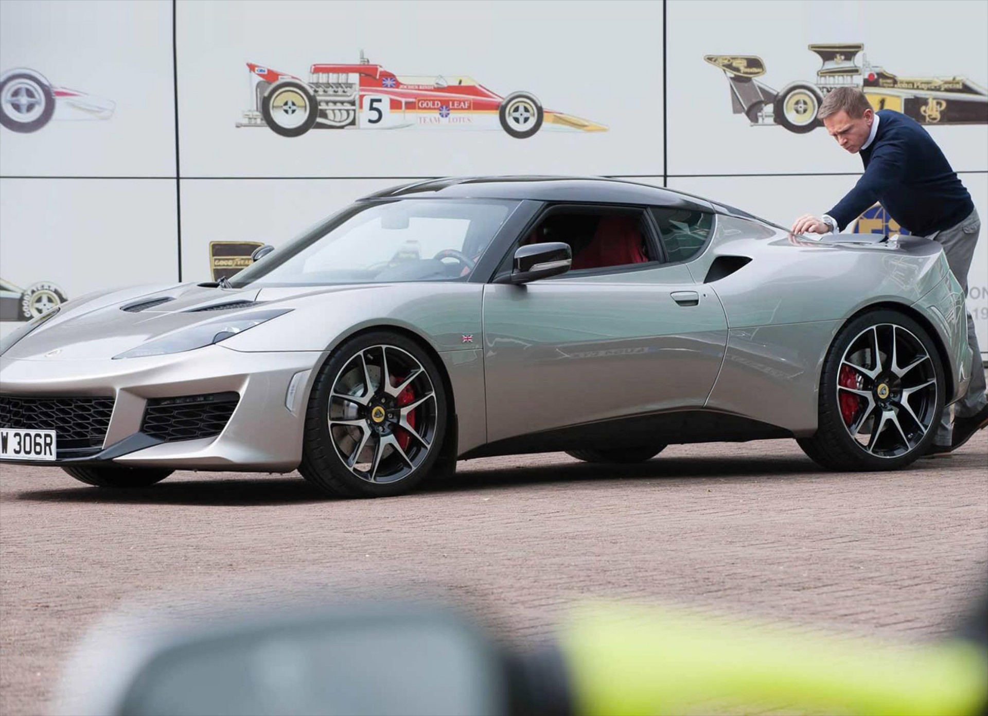 Ποιο είναι το νέο «παιχνίδι» του πράκτορα 007;