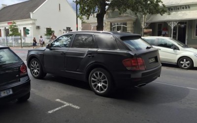 H Bentley Bentayga κάνει βόλτα στο Ring (VIDEO)