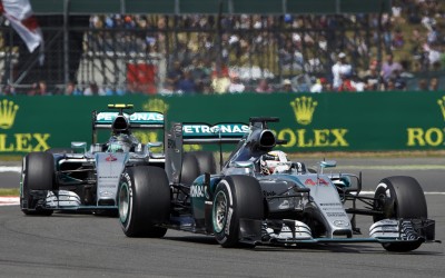 GP Βρετανίας: Φοβερός αγώνας με νικητή τον Lewis Hamilton