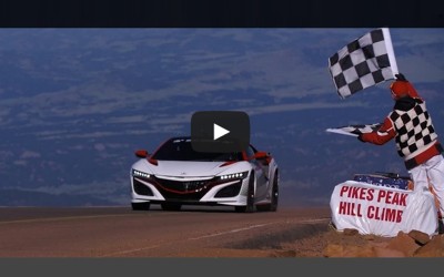Ανεβαίνοντας το Pikes Peak με Acura NSX (VIDEO)