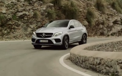 O L.Hamilton δοκιμάζει τη νέα Mercedes-Benz GLE Coupe (VIDEO)