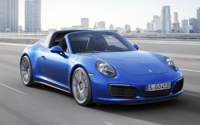 Αποκάλυψη της νέας Porsche 911 Carrera 4 (+VIDEO)