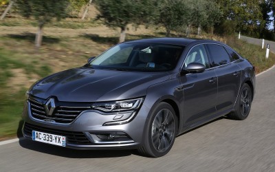 O Alain Prost δοκιμάζει το νέο Talisman (VIDEO)