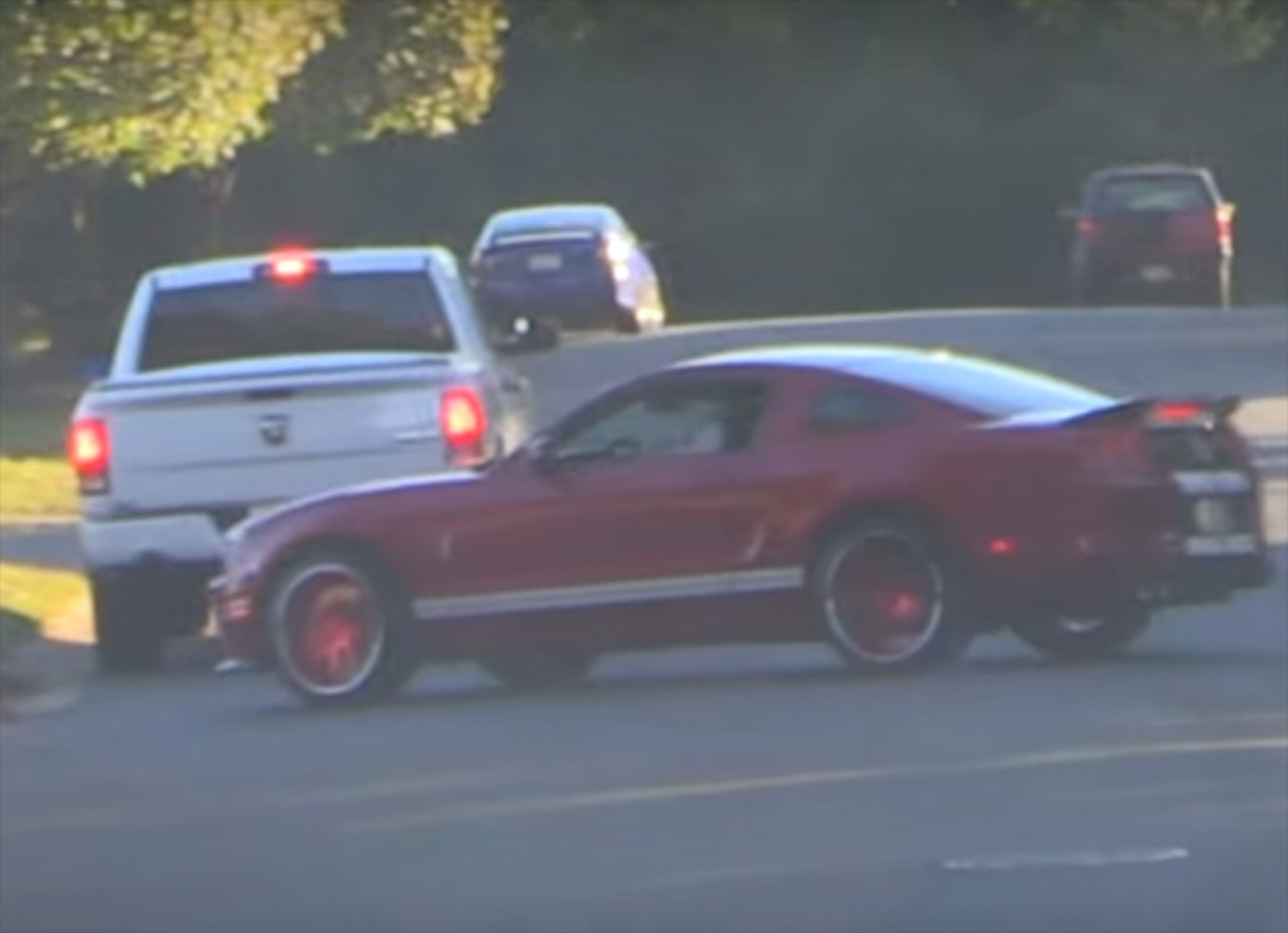 «Πόνεσε» αυτό το Shelby Mustang GT500 (VIDEO)