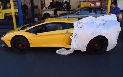 Ξετυλίγοντας μια… Lamborghini (video)