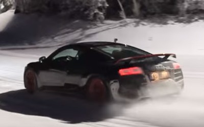 Audi R8 & RS4 κάνουν… σκι (Video)