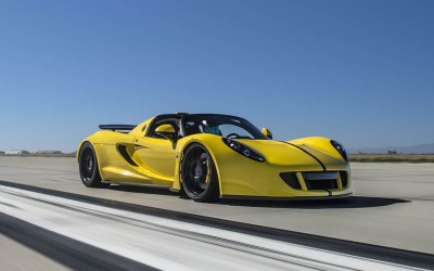 Ρεκόρ ταχύτητας με 427 km/h από τη Hennessey (video)