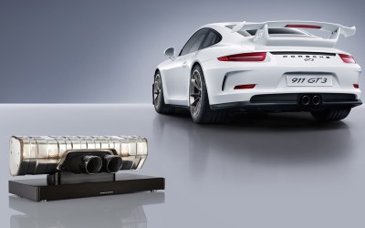 Ιδέες για ανοιξιάτικα δώρα από την Porsche