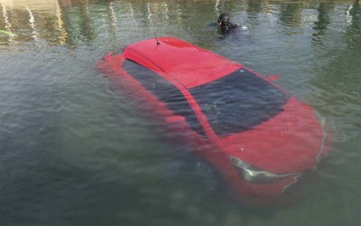 Ακολουθώντας το GPS πήγε κατευθείαν… στη λίμνη