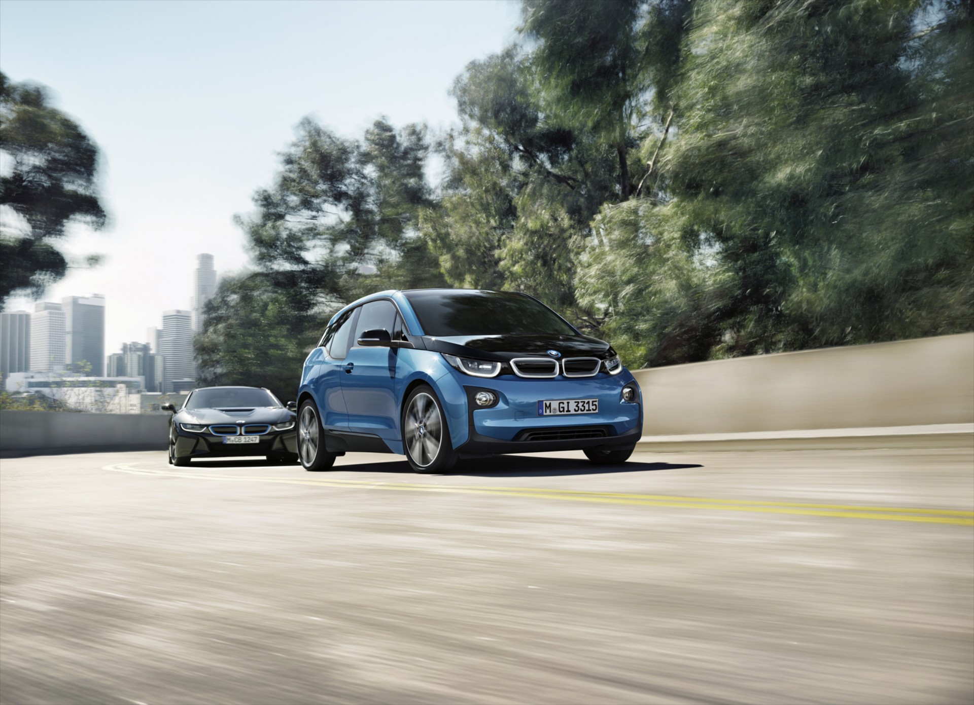 Νέο BMW i3 με μεγαλύτερη αυτονομία από 37.400 €