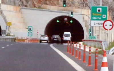 Κλειστό τμήμα της σήραγγας Στέρνας