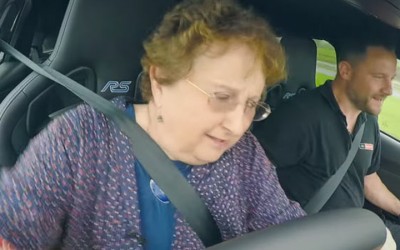 Και η μαμά σου κάνει drift με το Focus RS (video)