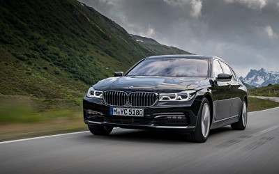 Νέα υβριδική BMW 740e iPerformance