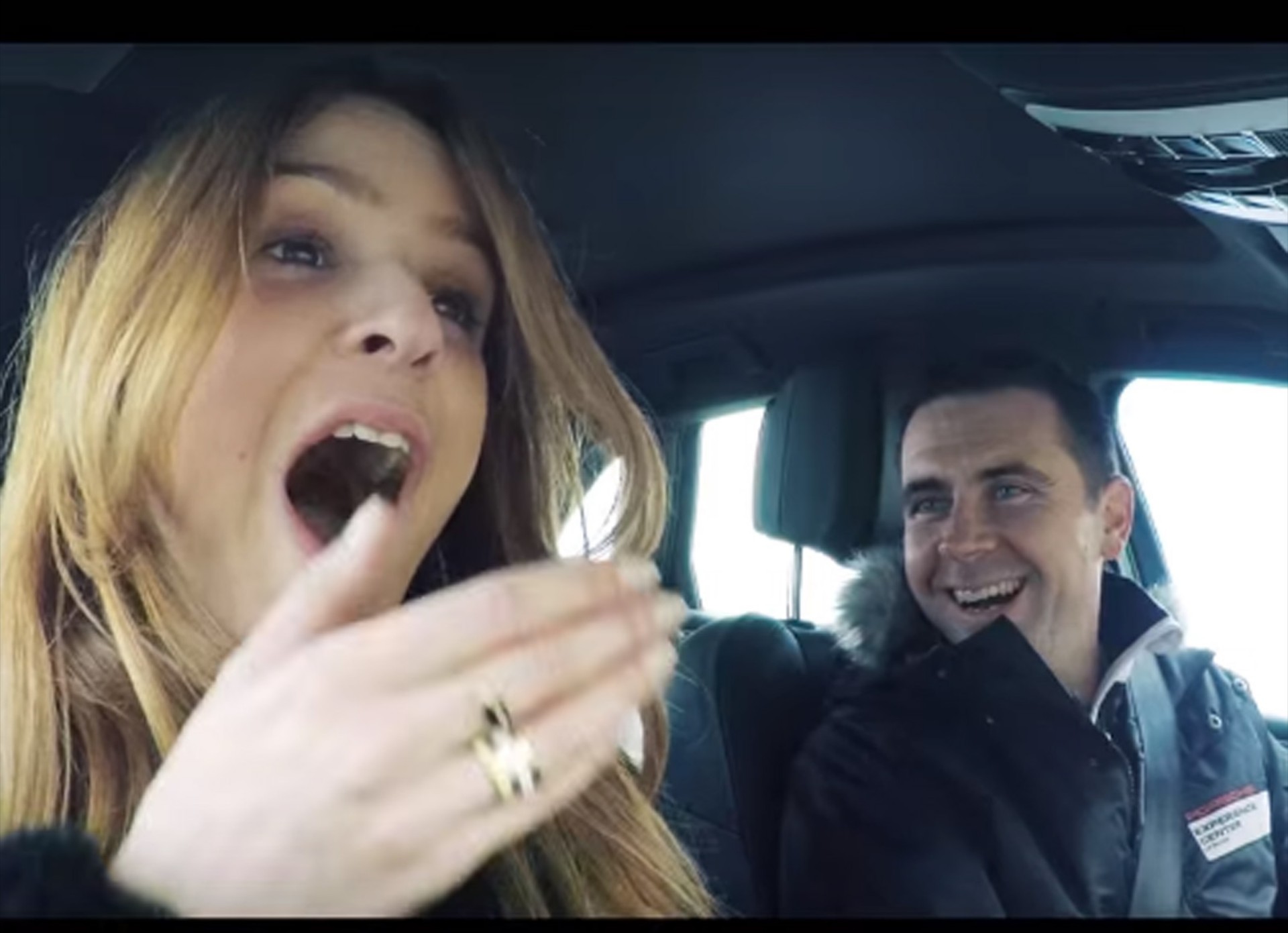 Οδηγοί χωρίς δίπλωμα μαθαίνουν σε… Porsche (video)