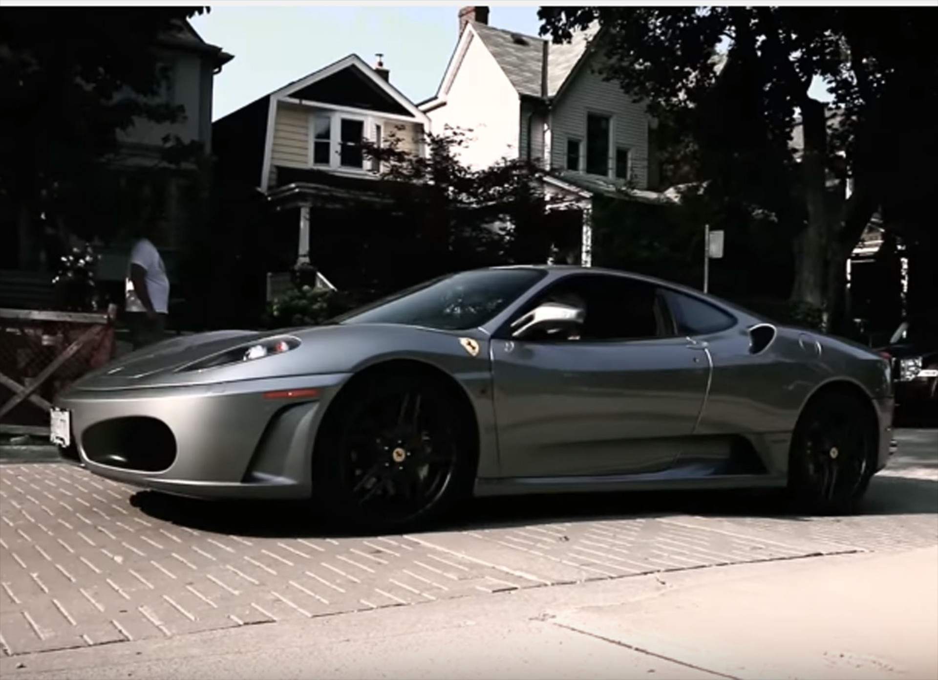Πόσο του κοστίσε η κατοχή μιας Ferrari F430; (video)