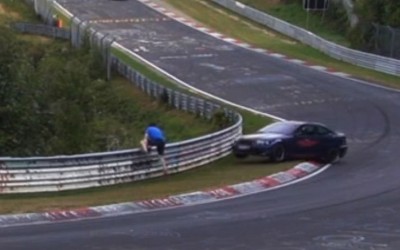 Τι συμβαίνει όταν έχει λάδια η πίστα… (video)