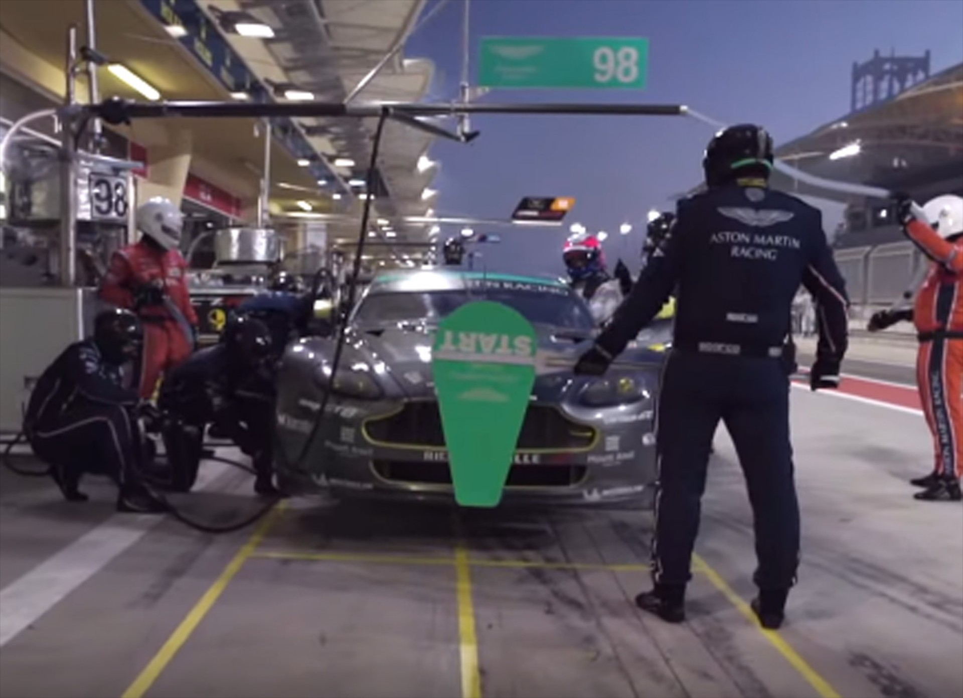 Εντυπωσιάζει η «δοκιμασία» της Aston Martin