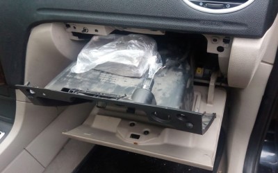 Το ντουλαπάκι έκρυβε μισό κιλό ηρωίνη