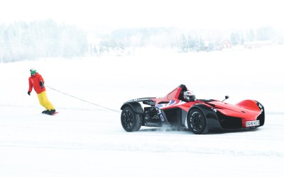 Παιχνίδια στο χιόνι με το εντυπωσιακό BAC (vid)