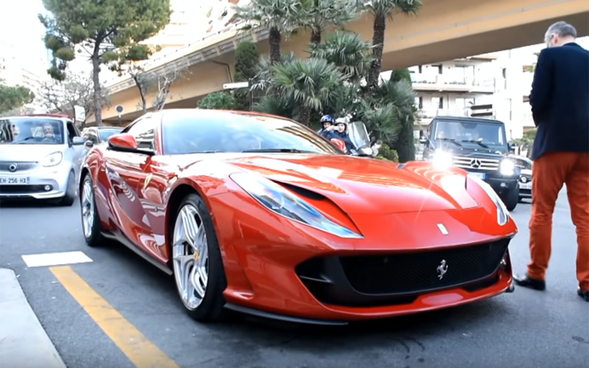 Παραδόθηκε η πρώτη Ferrari 812 Superfast (video)