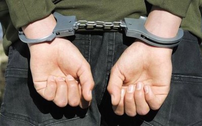 12 συλλήψεις για κόντρες στη Βάρκιζα