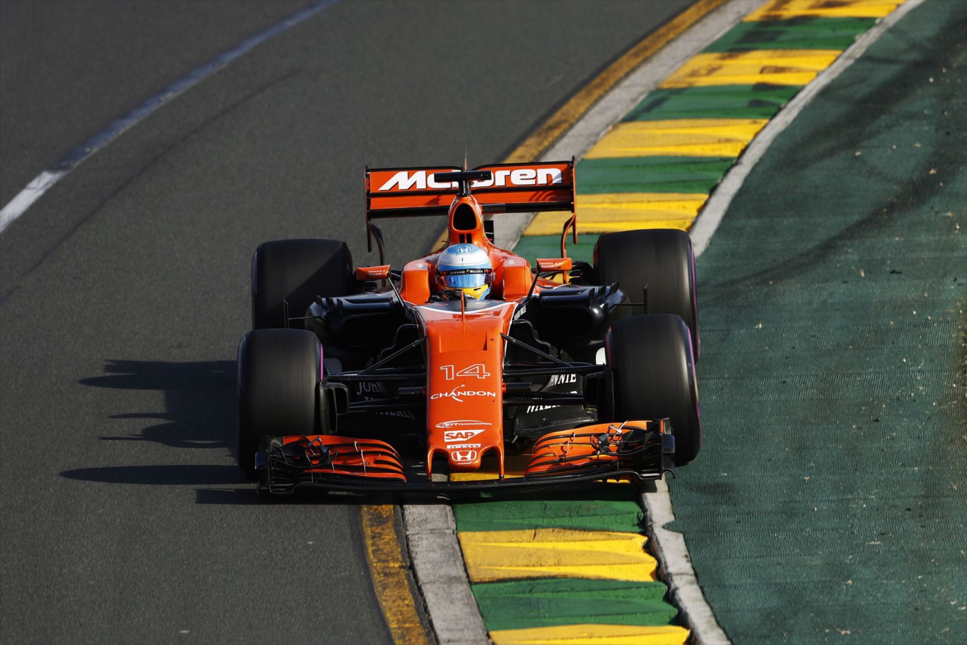 F1: Δεν θα φύγει από την McLaren ο Alonso στα μεσα της σαιζόν