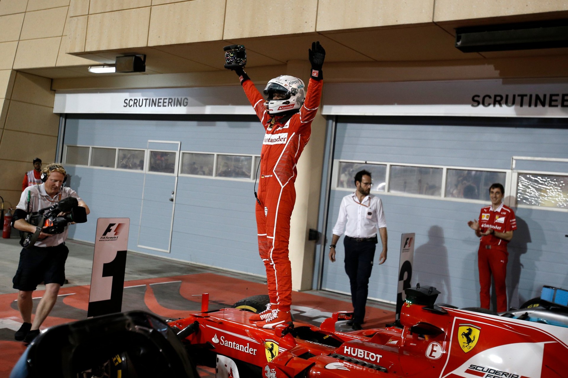 F1: «Άρχοντας» στην έρημο ο Vettel