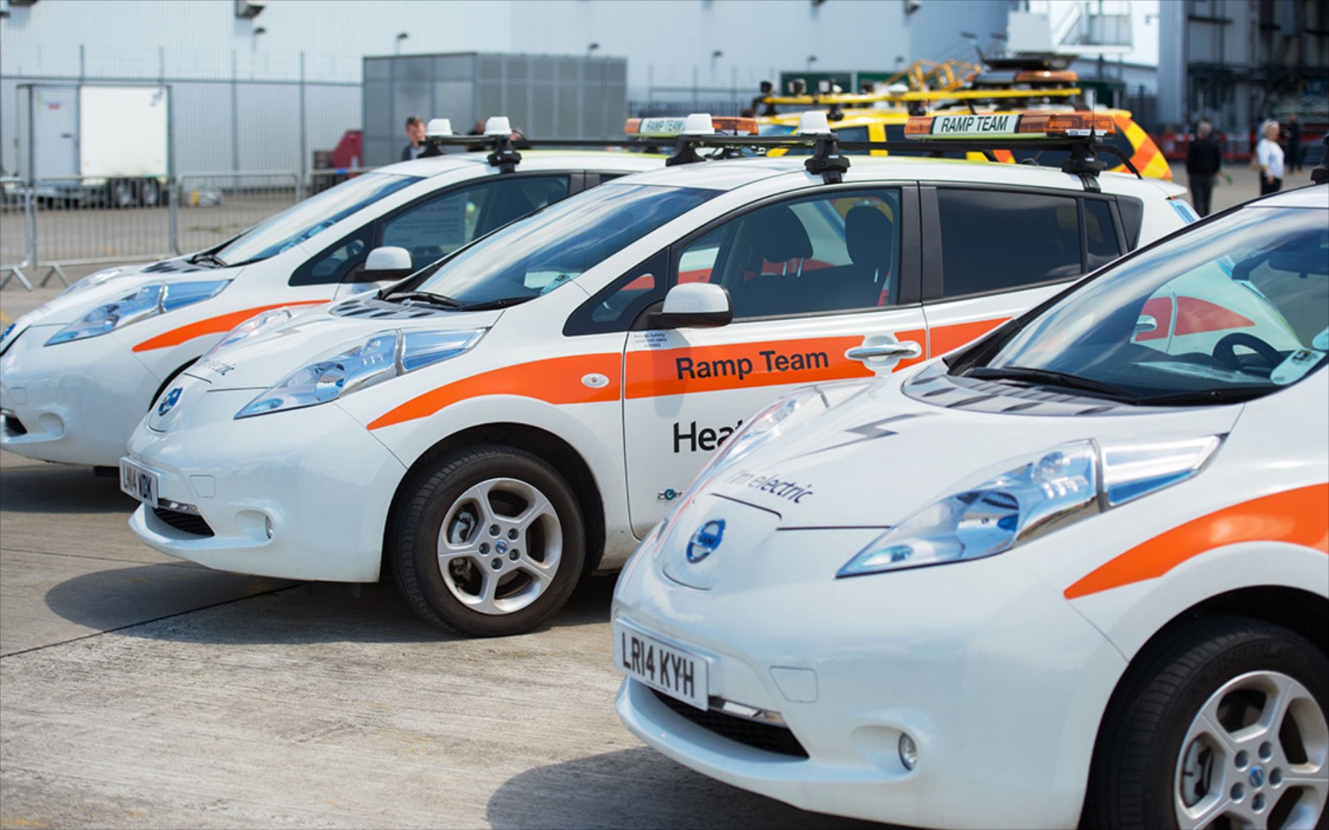 Τα ηλεκτρικά Nissan στο μεγαλύτερο αεροδρόμιο της Ευρώπης