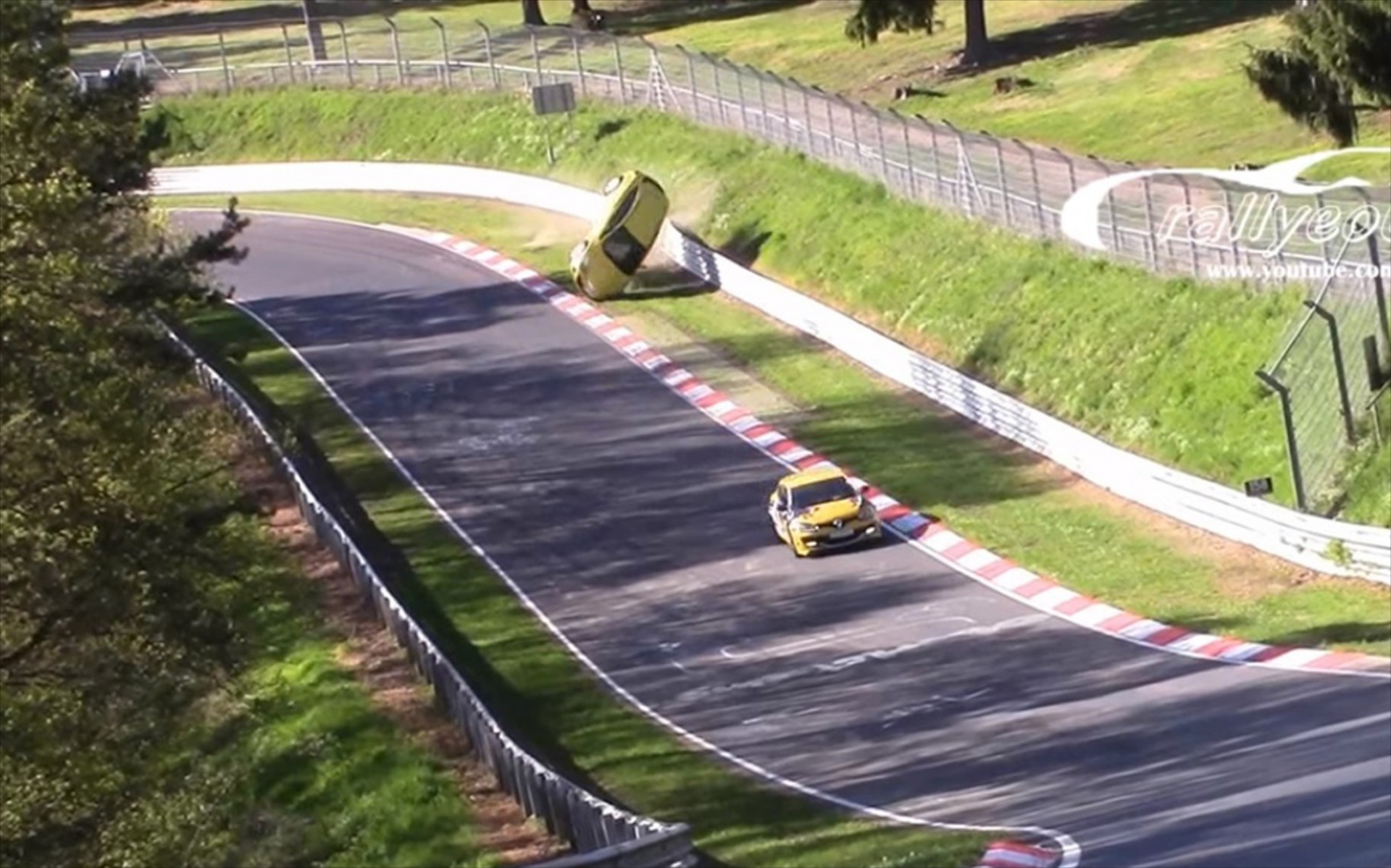 Απογειώθηκε μετά από ένα τρομακτικό ατύχημα (video)