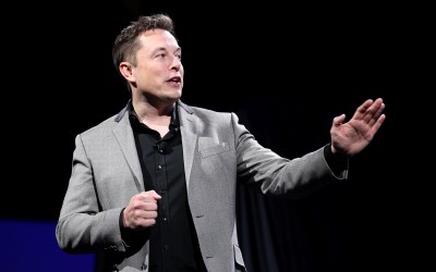 To πρώτο Tesla Model 3 μόλις βγήκε από το εργοστάσιο (Pics)