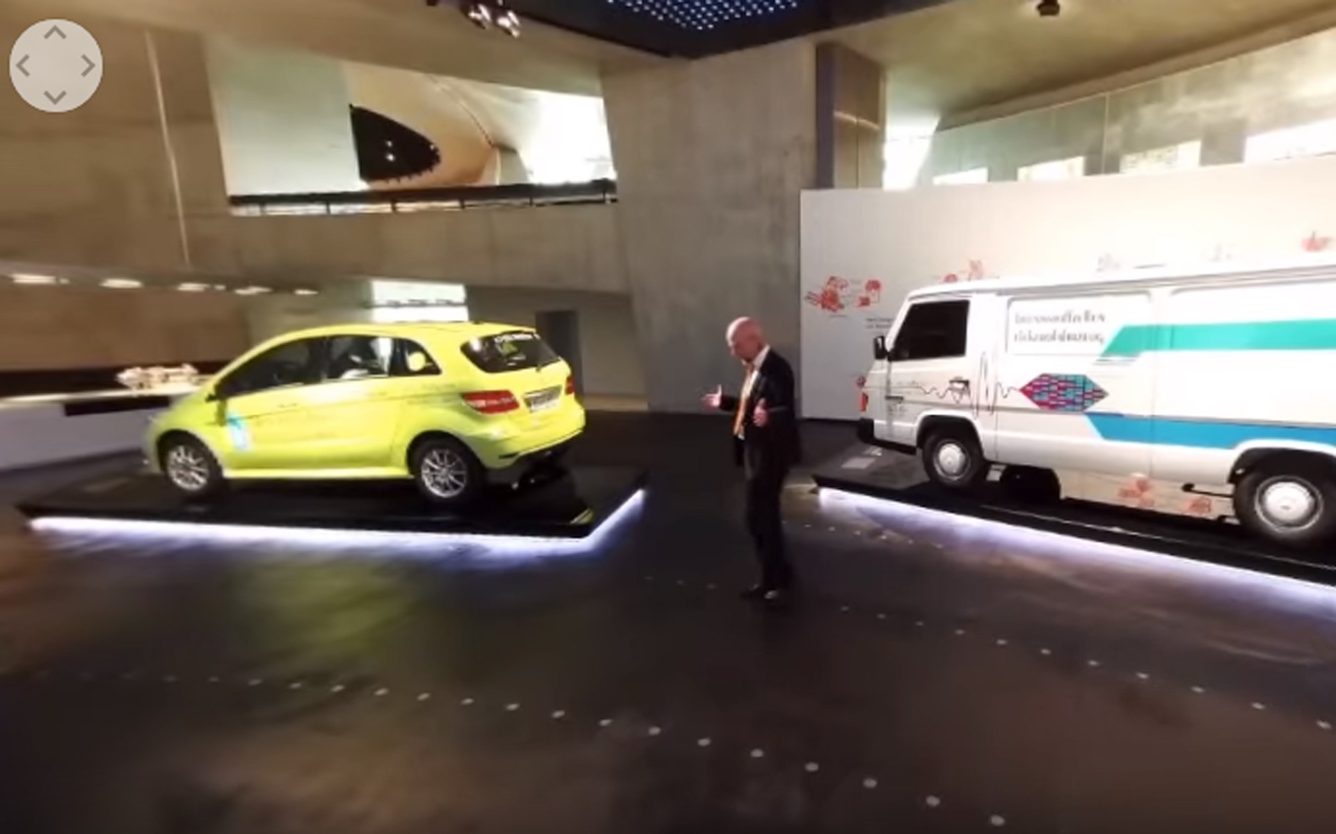 Μια ματιά στο μουσείο της Mercedes-Benz (video 360)