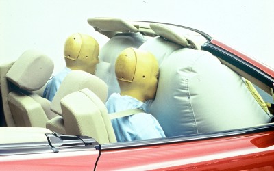 30 χρόνια αερόσακος συνοδηγού από τη Mercedes-Benz