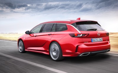 Έκδοση GSi και για το station Opel Insignia