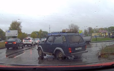 Και όμως! Ένα Lada Niva που χαλάει! (video)