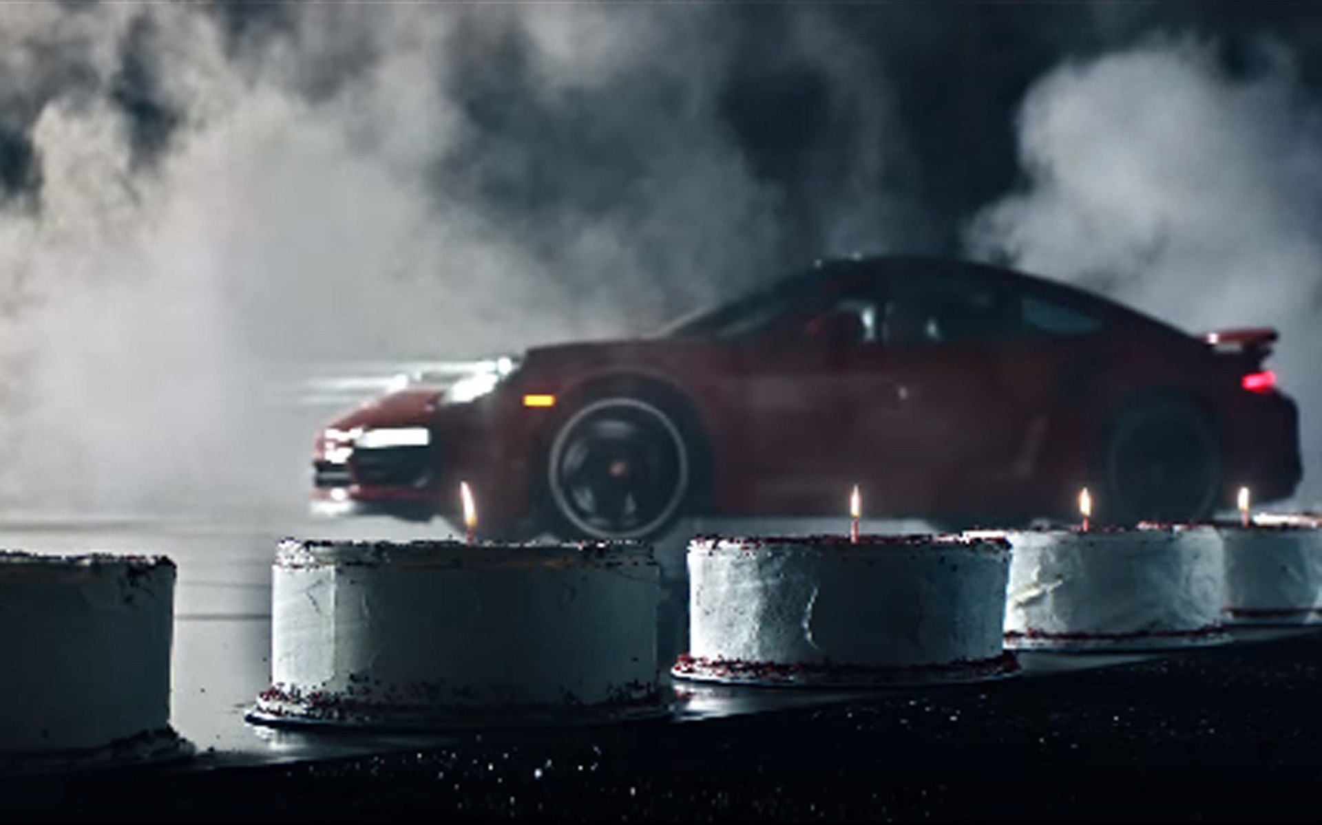 Είναι και αυτός ένας τρόπος να σβήσεις το κεράκι! (video)