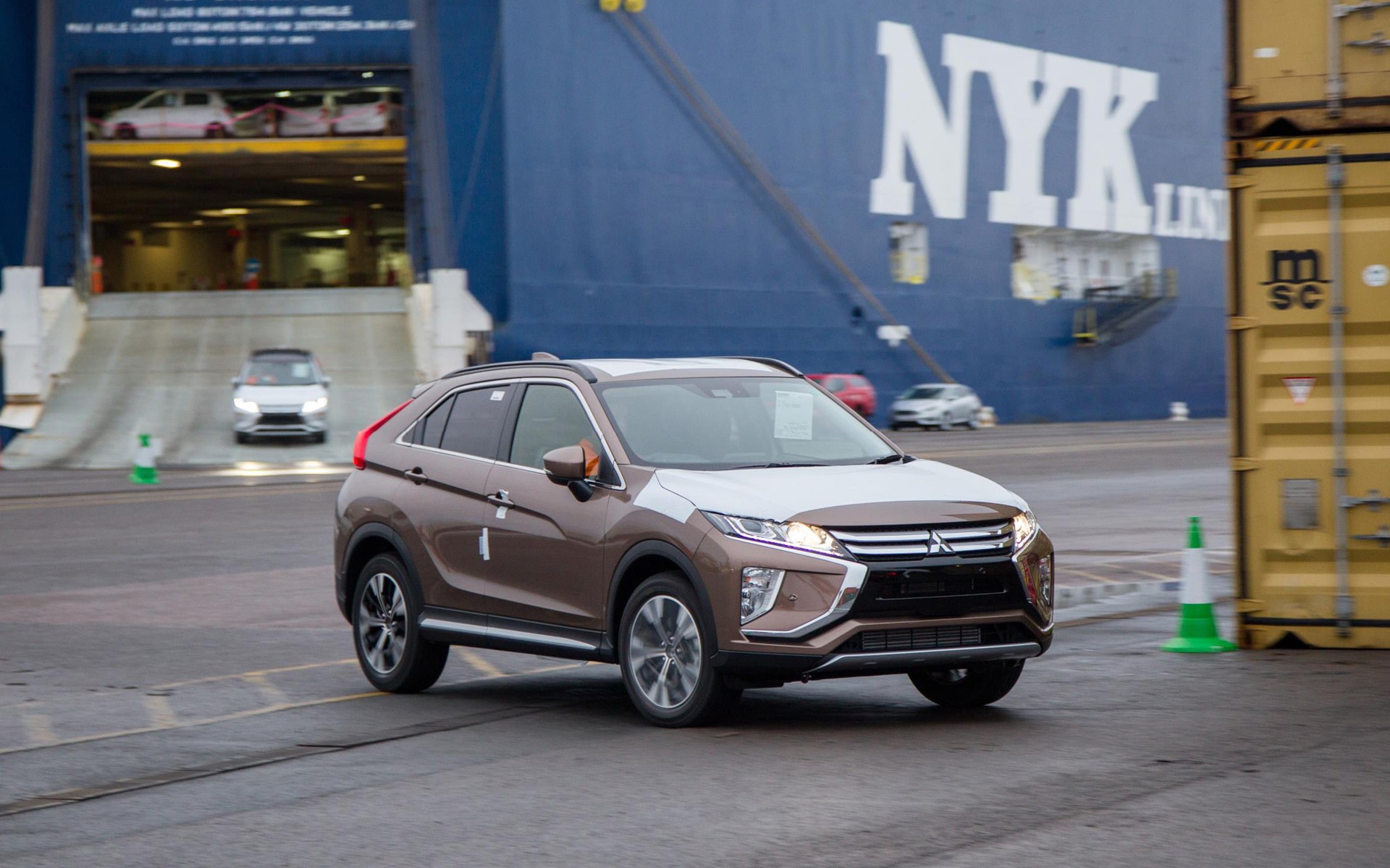 Έφθασαν στην Ευρώπη τα πρώτα Mitsubishi Eclipse Cross